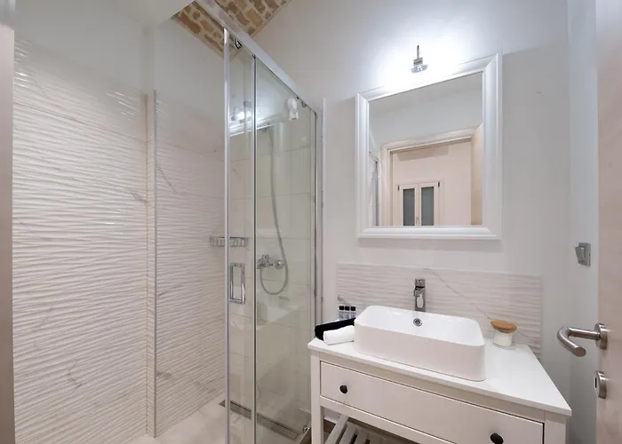 Aristotelous Gerry *